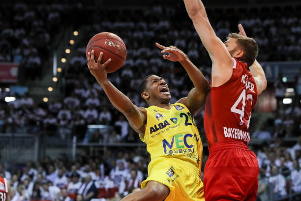 的表现和影 的表现和影